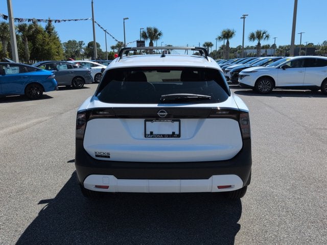 2027 Nissan Kicks SV