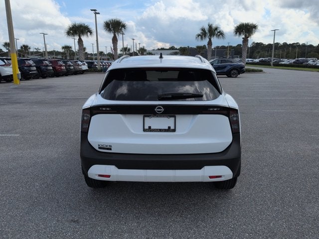 2027 Nissan Kicks SV