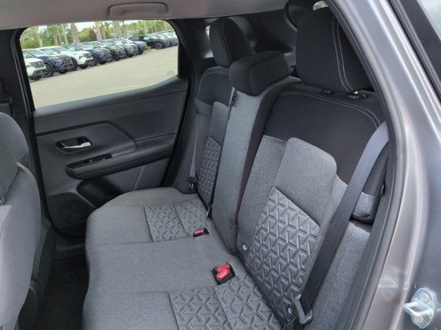 2027 Nissan Kicks SV