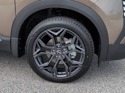 2027 Nissan Kicks SR