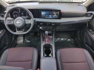 2025 Nissan Kicks SR