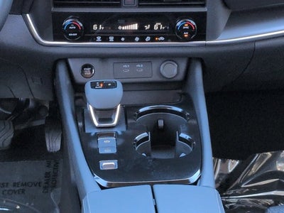 2027 Nissan Rogue SV