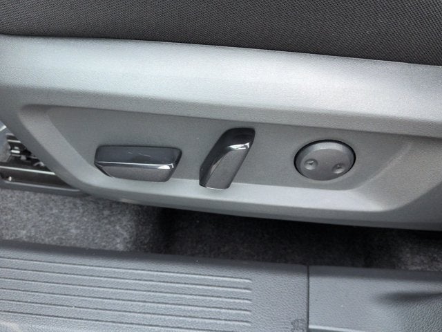 2027 Nissan Rogue SV