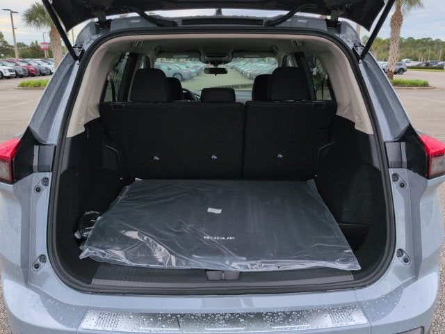 2027 Nissan Rogue SV