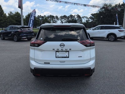 2026 Nissan Rogue Dark Armor