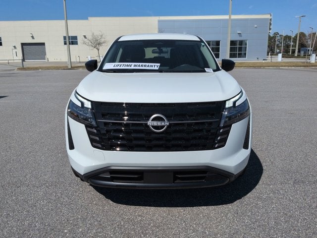 2026 Nissan Pathfinder S