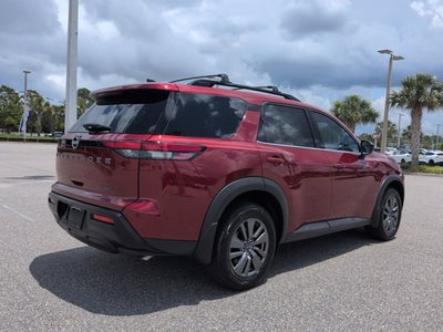 2026 Nissan Pathfinder SV