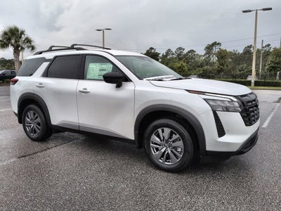 2026 Nissan Pathfinder SV