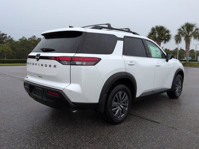 2026 Nissan Pathfinder SV
