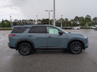 2026 Nissan Pathfinder SL