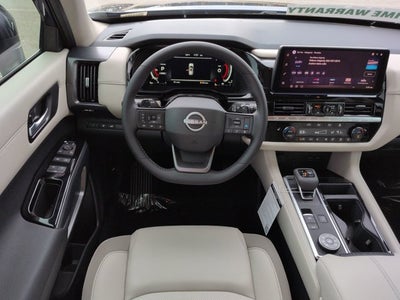 2026 Nissan Pathfinder SL