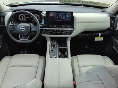 2026 Nissan Pathfinder SL