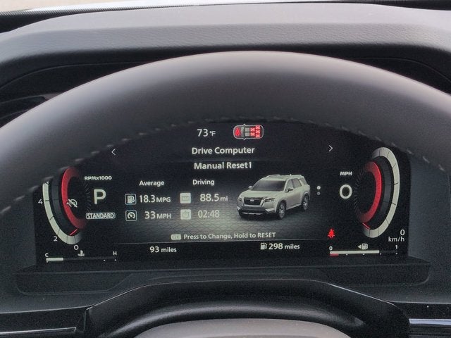 2026 Nissan Pathfinder SL