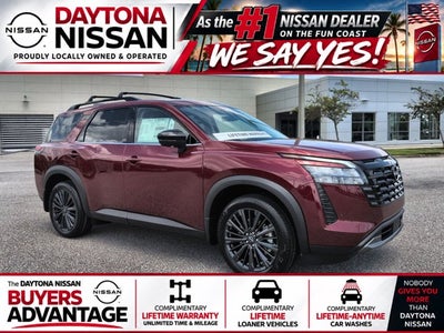 2026 Nissan Pathfinder SL