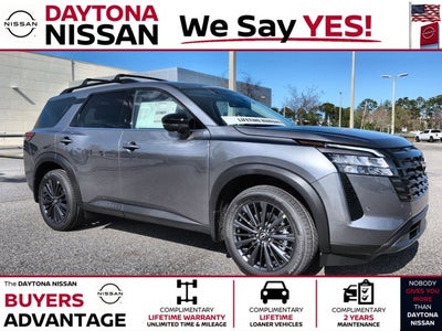 2026 Nissan Pathfinder SL