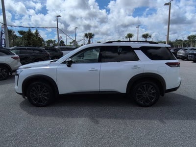 2026 Nissan Pathfinder SL