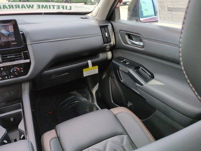 2026 Nissan Pathfinder Platinum