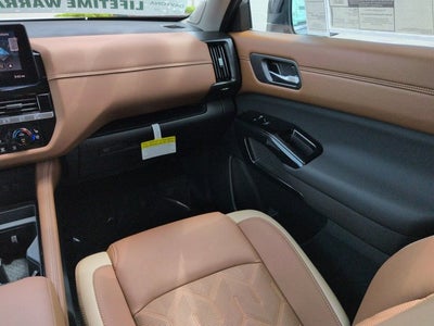 2026 Nissan Pathfinder Platinum