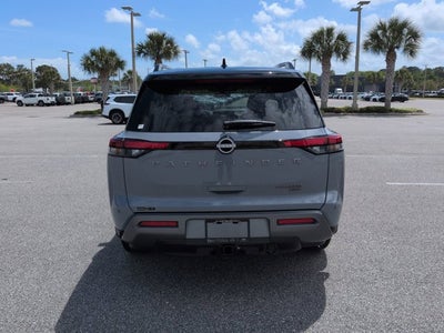 2026 Nissan Pathfinder Platinum