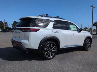 2026 Nissan Pathfinder Platinum