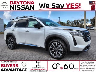 2026 Nissan Pathfinder Platinum