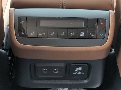 2026 Nissan Pathfinder Platinum