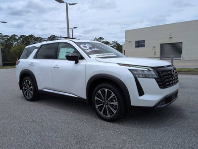 2026 Nissan Pathfinder Platinum