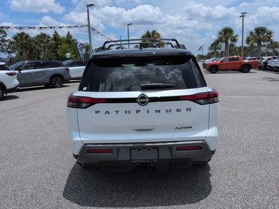 2026 Nissan Pathfinder Platinum