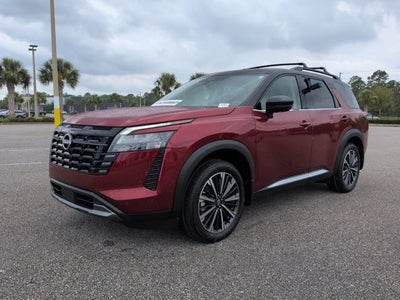2026 Nissan Pathfinder Platinum