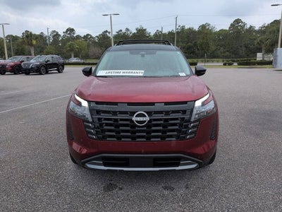 2026 Nissan Pathfinder Platinum
