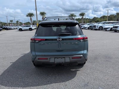 2026 Nissan Pathfinder Platinum