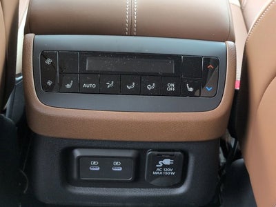 2026 Nissan Pathfinder Platinum