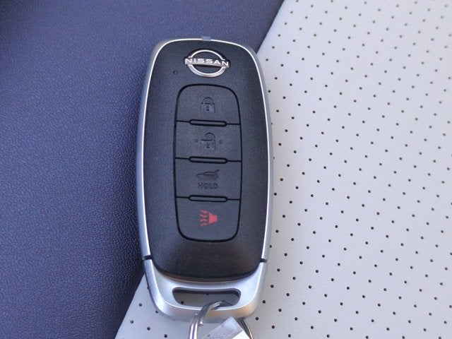 2026 Nissan Leaf PLATINUM+