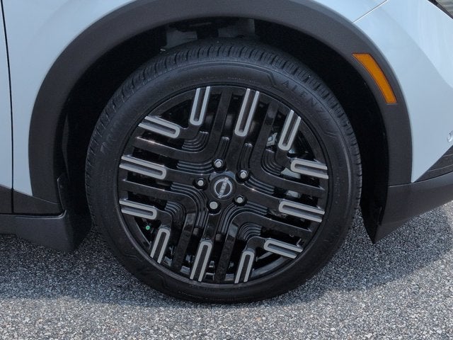 2026 Nissan Leaf PLATINUM+