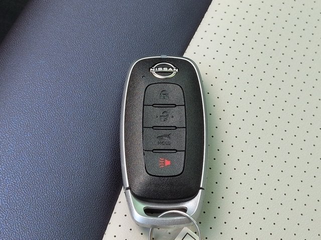 2026 Nissan Leaf PLATINUM+