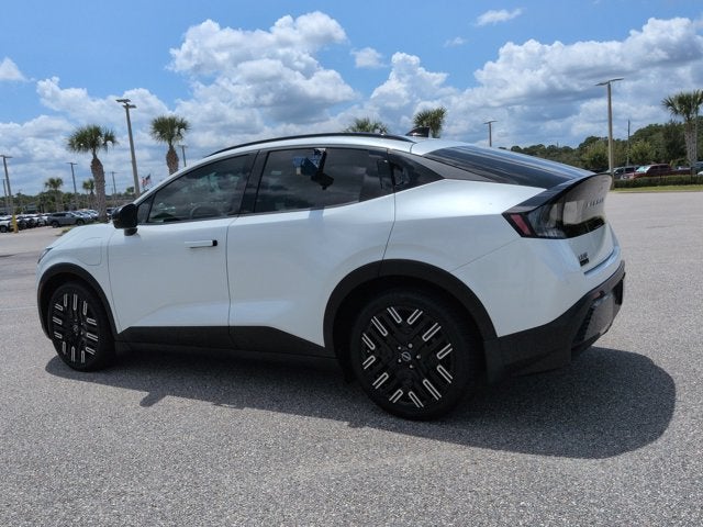 2026 Nissan Leaf PLATINUM+