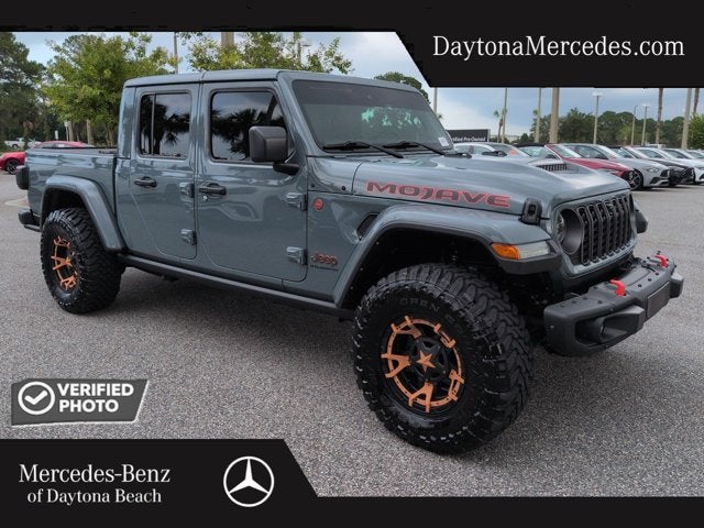 2024 Jeep Gladiator Mojave X