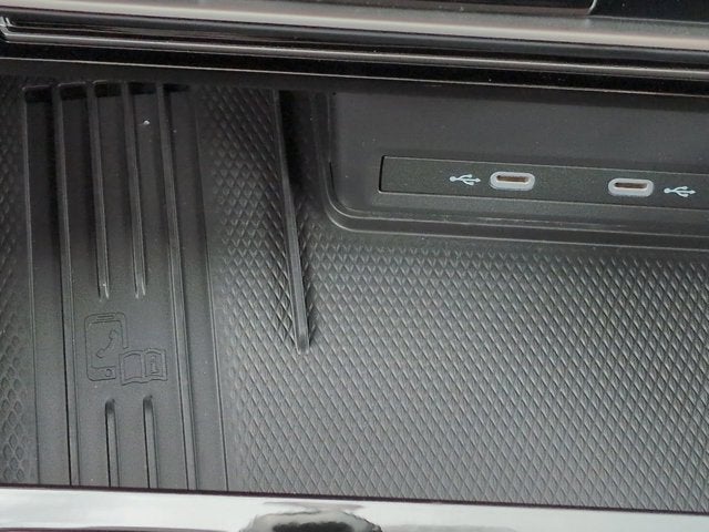 2025 Volkswagen Atlas Cross Sport 2.0T SEL Premium R-Line