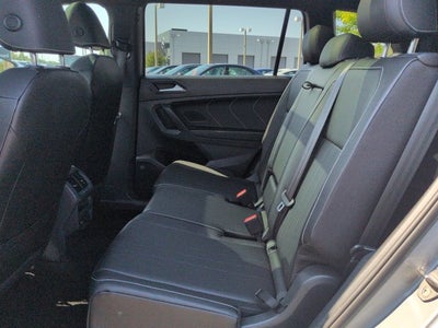 2022 Volkswagen Tiguan SE R-Line Black