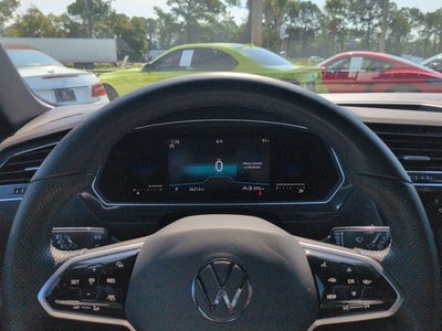 2022 Volkswagen Tiguan SE R-Line Black