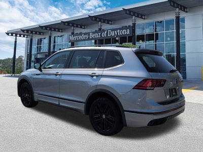 2022 Volkswagen Tiguan SE R-Line Black