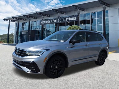 2022 Volkswagen Tiguan SE R-Line Black