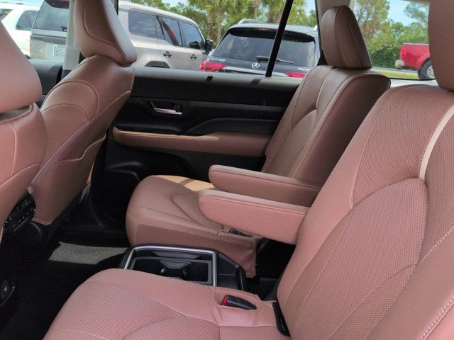 2024 Toyota Grand Highlander Platinum