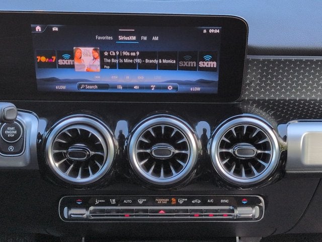 2024 Mercedes-Benz GLB GLB 250