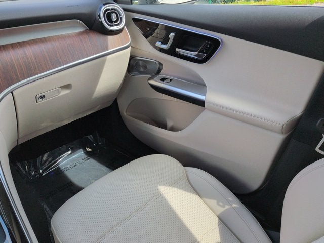 2027 Mercedes-Benz GLC GLC 300