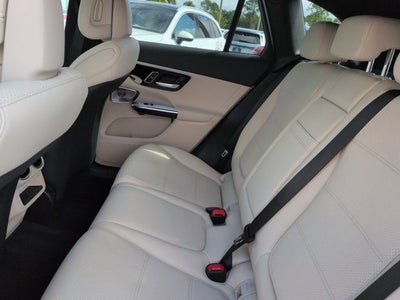 2027 Mercedes-Benz GLC GLC 300