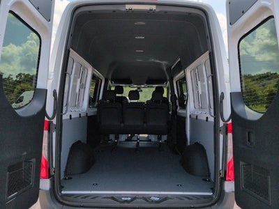 2026 Mercedes-Benz Sprinter Crew Van 2500 Standard Roof I4 Diesel HO 144 RWD