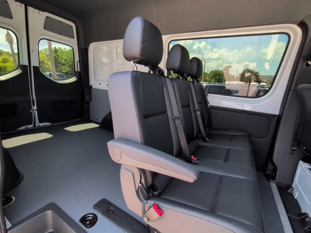 2026 Mercedes-Benz Sprinter Crew Van 2500 Standard Roof I4 Diesel HO 144 RWD