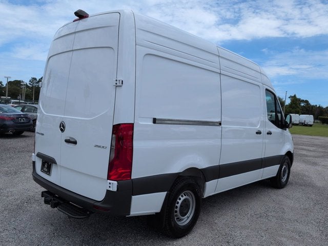 2026 Mercedes-Benz Sprinter Cargo Van 2500 Standard Roof I4 Diesel 144 RWD