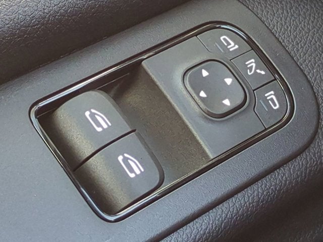 2026 Mercedes-Benz Sprinter Cargo Van 2500 High Roof I4 Diesel 170 RWD